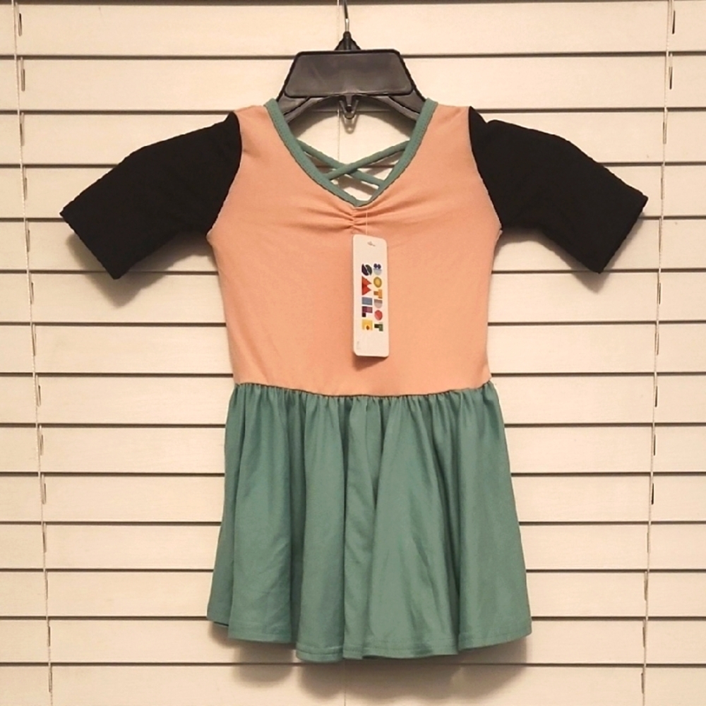 (3 ITEMS FOR $10) Dot Dot Smile Multicolored Dress Size 2T NTW